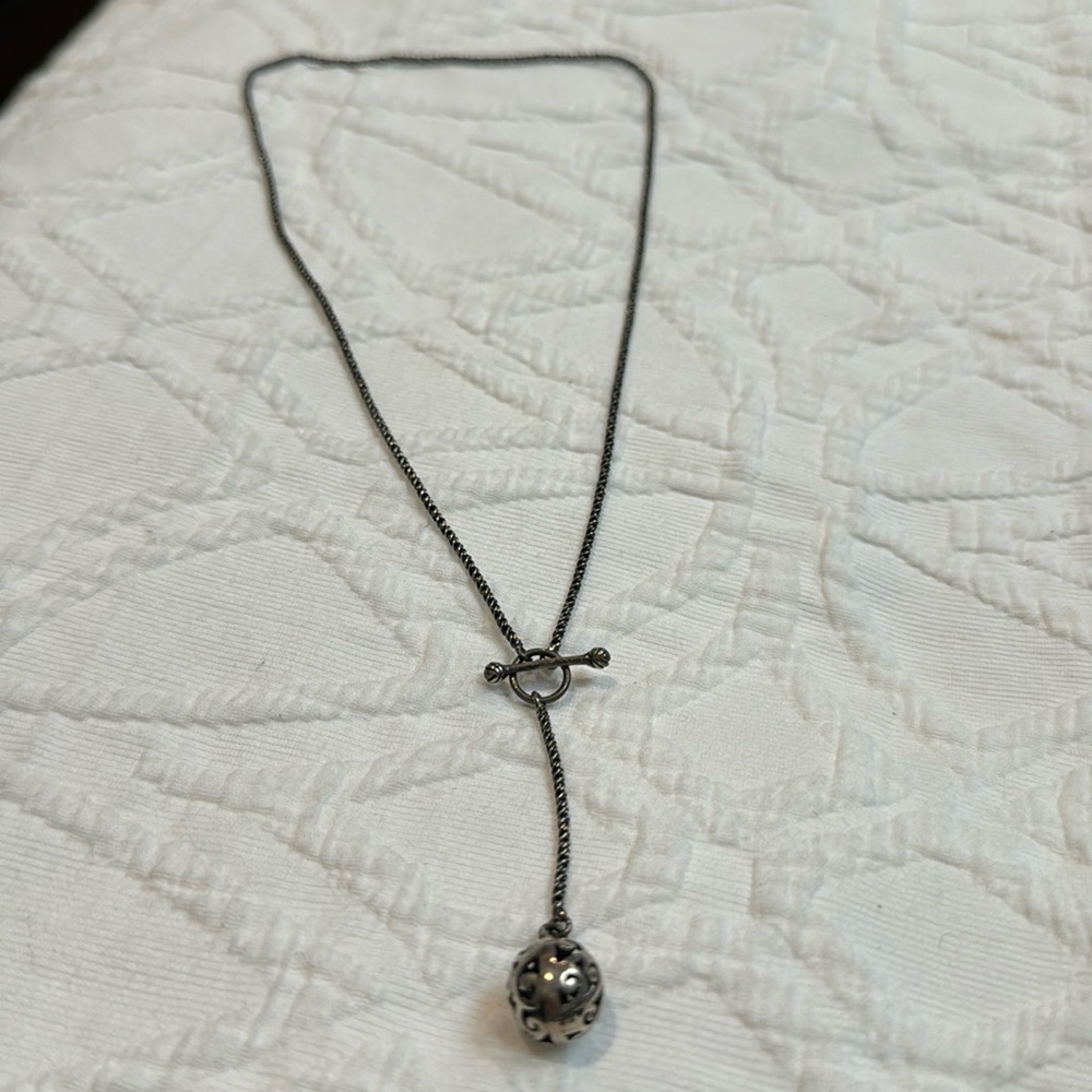 Silpada sterling silver simple delight toggle ball necklace filigree